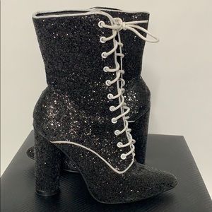 CAPE ROBBINS GLITTER BLACK and white